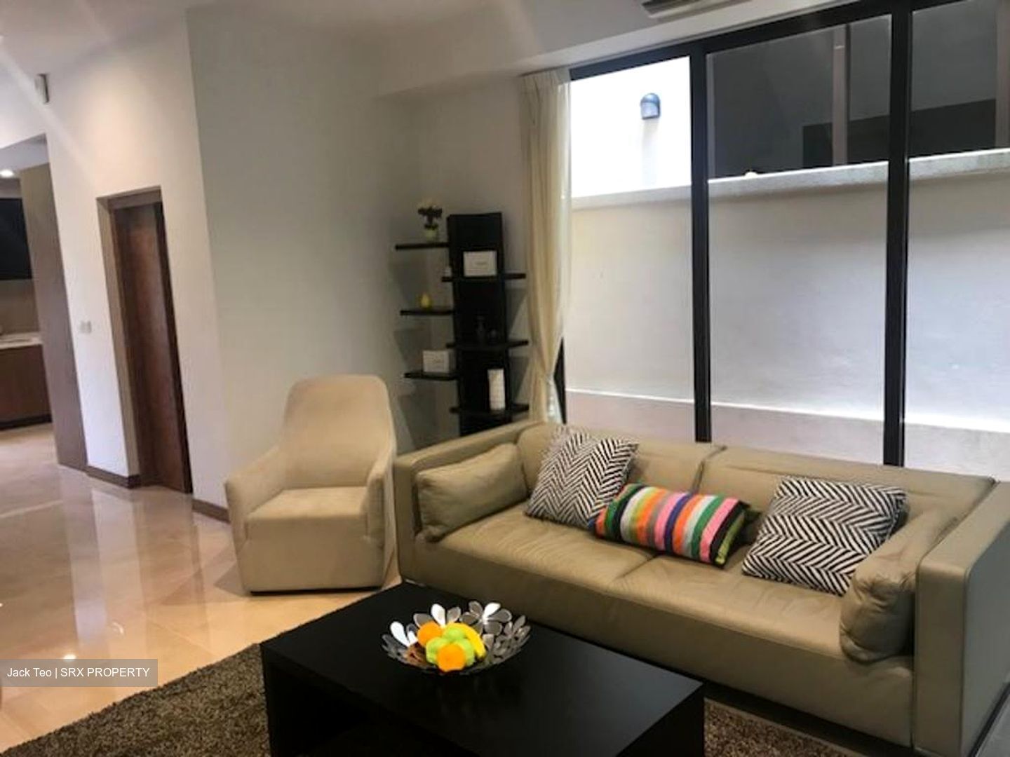 Holland Link (D10), Terrace #412524671